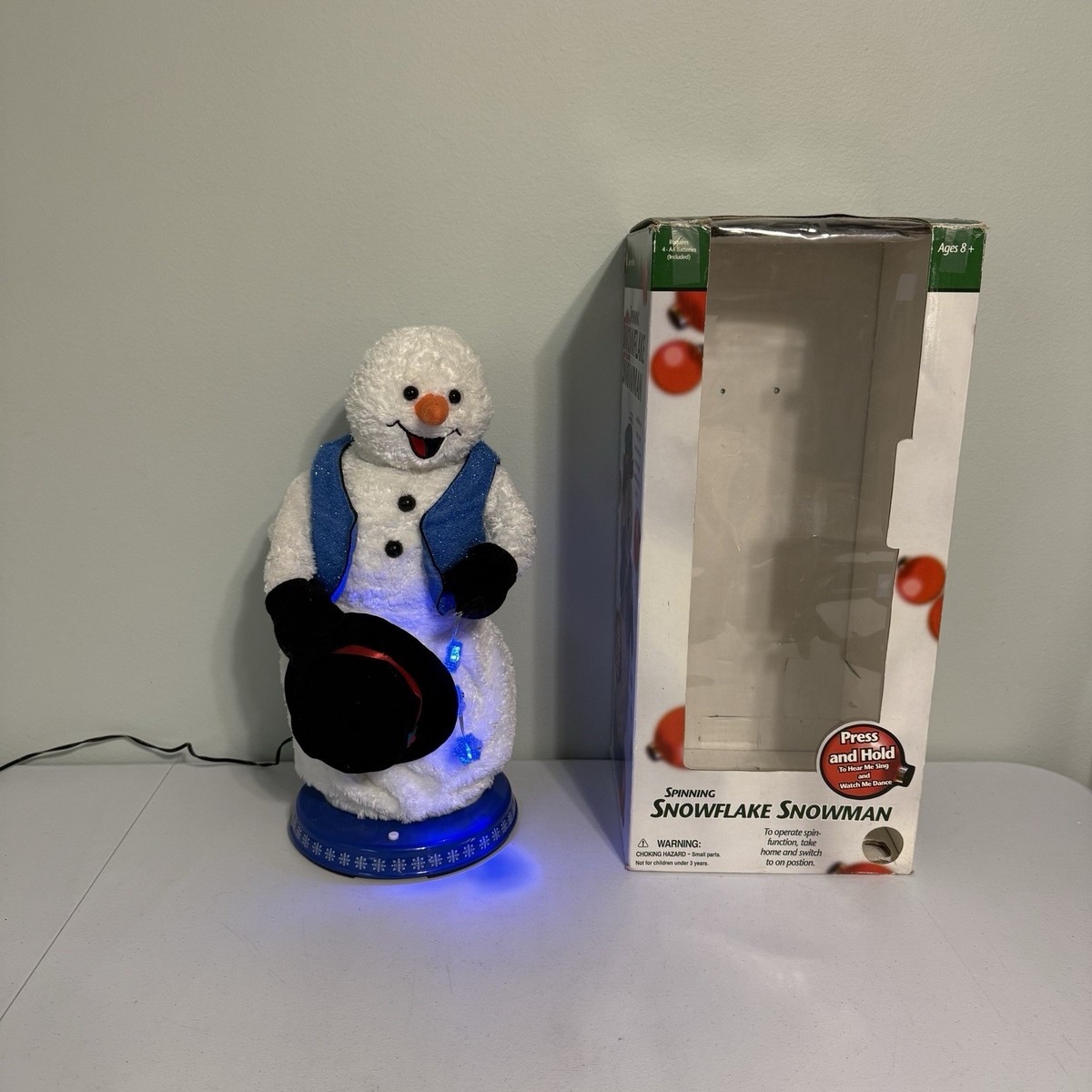 Gemmy Snowflake Spinning Snowman Singing Dancing Snow Miser WORKS