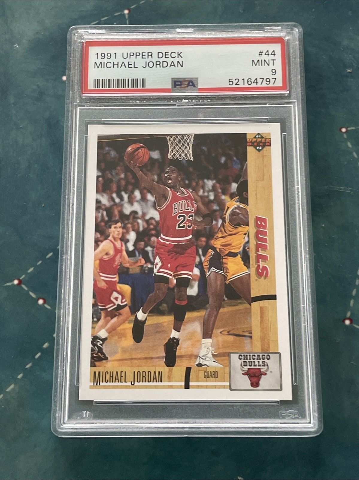 1991 Upper Deck UPPER DECK #44 Michael Jordan front