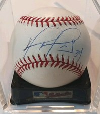 DAVID ORTIZ SIGNED BASEBALL 