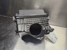 2017-2020 Hyundai Elantra 2.0L Air Cleaner Filter Box Assembly 28100-F2500 OEM