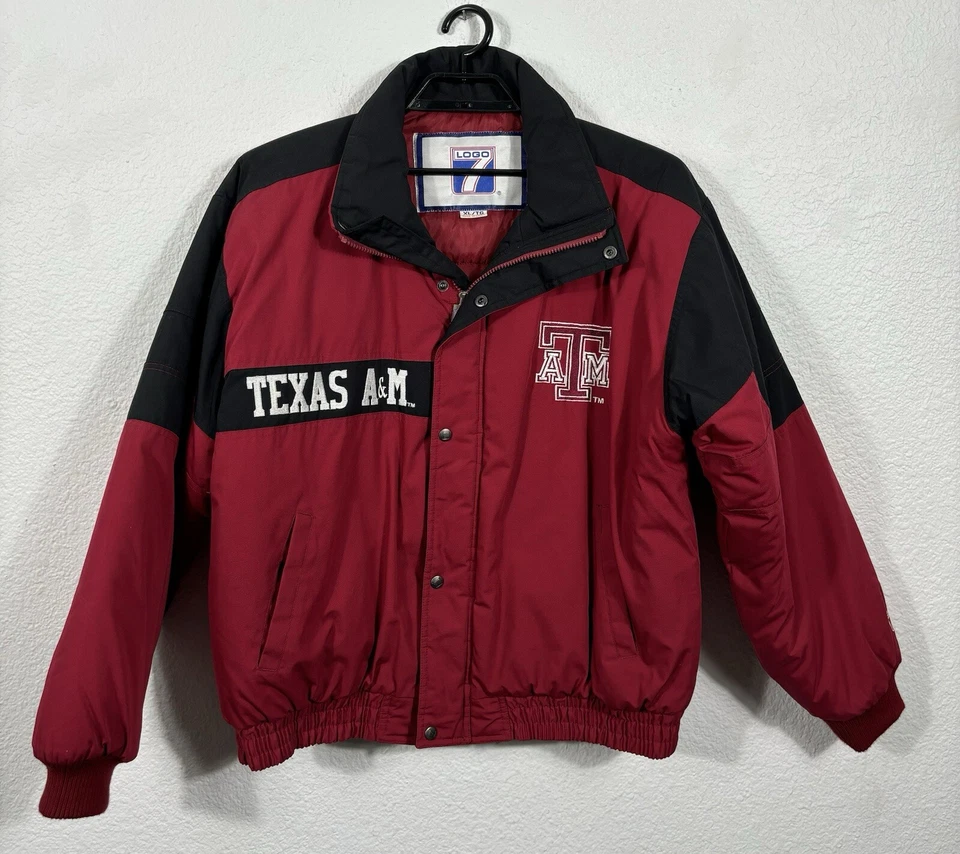 Abrigo de colección LOGO 7 Texas A&M ATM talla XL rojo mezcla de poliéster bombardero universitario Foto 3 de 4
