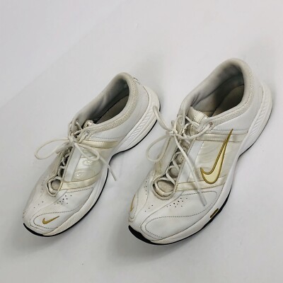 nike women's cheerleading shoes