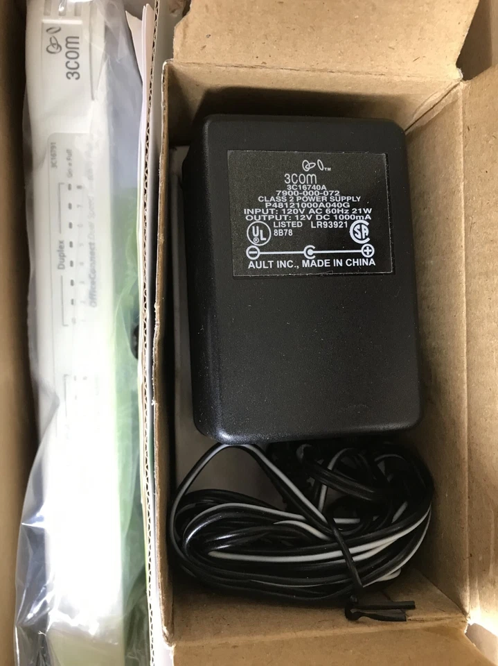 3Com OfficeConnect (3C16791) 8-Ports External Switch-OPEN BOX, NEW. - Image 4 of 4