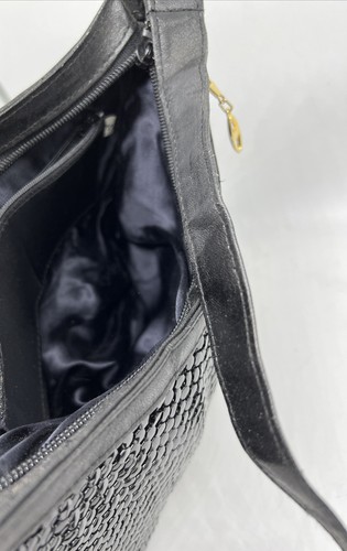 Bolso de hombro negro de lentejuelas/piel sintética con cierre de cremallera - Imagen 5 de 8