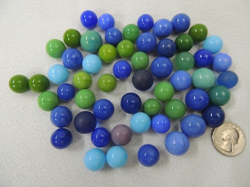 57 Vintage Opaque Blue & Green Marbles 0.50 to 0.66" - Chinese Checkers - - Picture 4 of 11