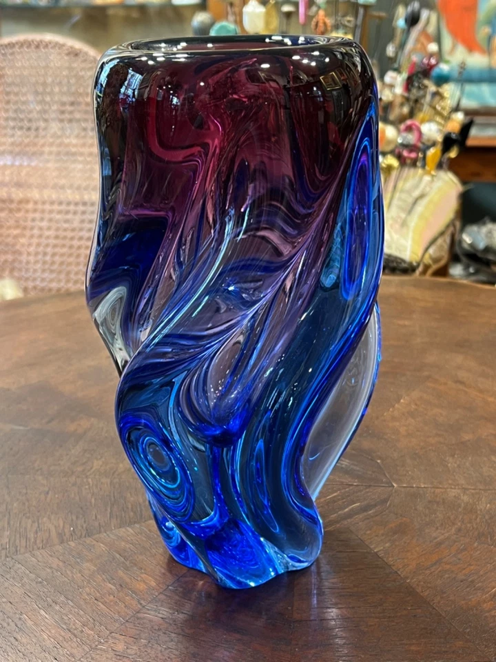 1960s Czech Josef Hospodka Chribska Modernist Twist Blown Glass Vase Purple Blue - Image 3 of 4