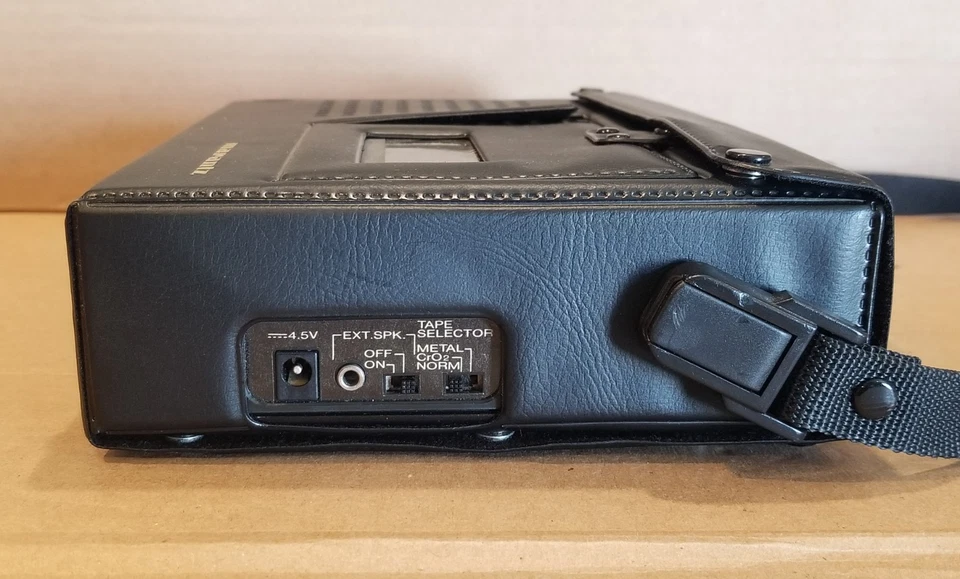 Marantz PMD222 Stereo Professional Portable Cassette Recorder - Tested, Works - Image 4 of 4