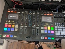 Table De Mixage Traktor Kontrol S5