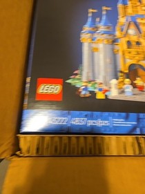 LEGO  43222 Disney Castle (4837 pcs) Disney 100 New Sealed in Box Retired!