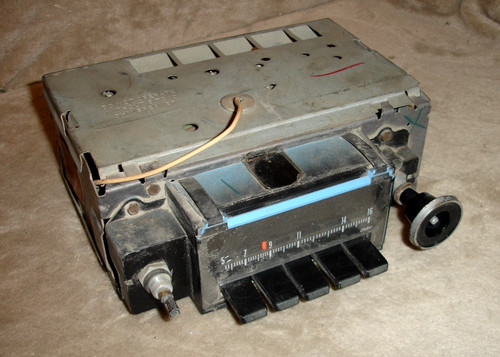 Vintage Delco AM Radio Model 21APB1 7933241 GM Chevy Chevrolet Chevelle UNTESTED