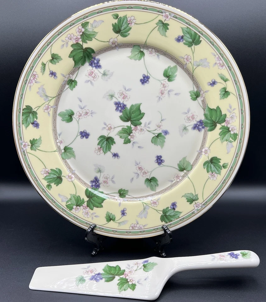 Plato de pastel floral de porcelana con servidor a juego - Andrea de Sadek - Tailandia Foto 2 de 4