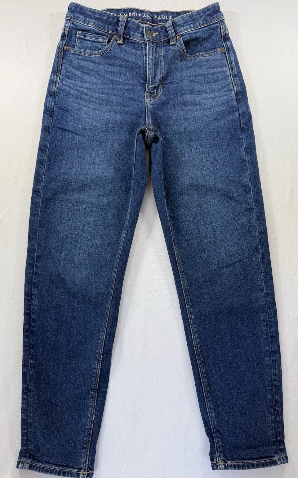 american eagle women’s mom jeans 2 high rise barrel leg medium wash denim