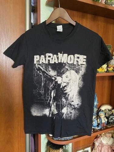 Paramore band 90s Retro style Black T shirt Men Women Unisex S-5 - product listing photo