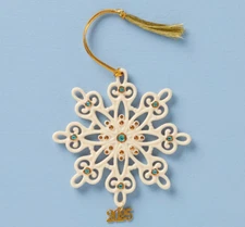 Lenox Christmas Annual Gemmed Snowflake Dated Ornament New 2025 897115