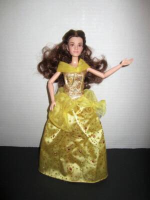 Disney 2016 Belle doll Emma Watson Articulated arms