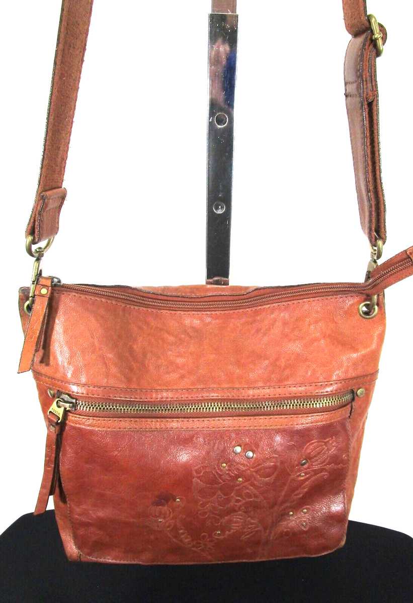 25ブラウン Fossil Large Brown Floral Embossed Leather Top Zip Crossbody Purse
