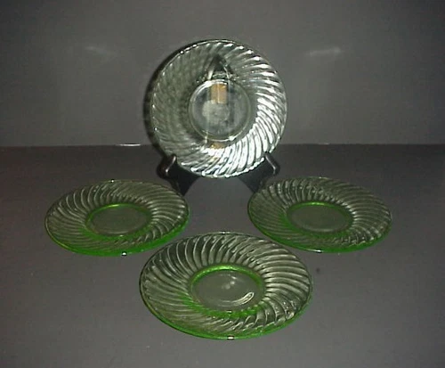 Green Depression Glass Spiral Bread & Butter Plates Set 4