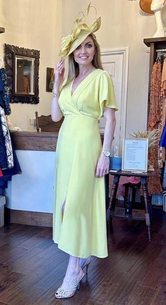 Lizabella L-23SS-2658-40 Yellow Lemon Dress Mother Of The Bride Size 18