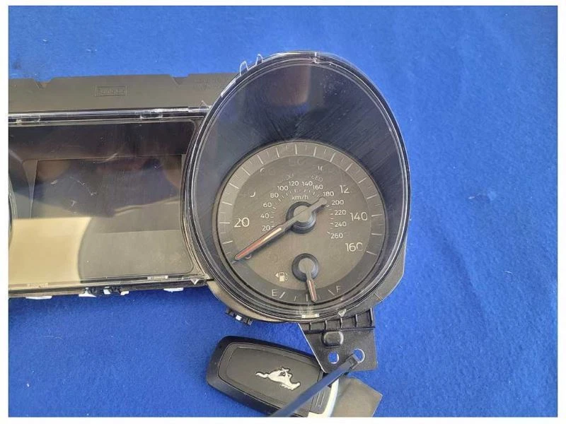 Ford Mustang GT S550 2021 calibre clúster velocímetro MPH 20 k millas 2560 Foto 4 de 4