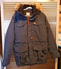 FjallRaven Yupik Pro Parka Jacket Mens Medium Mountain Blue 80665