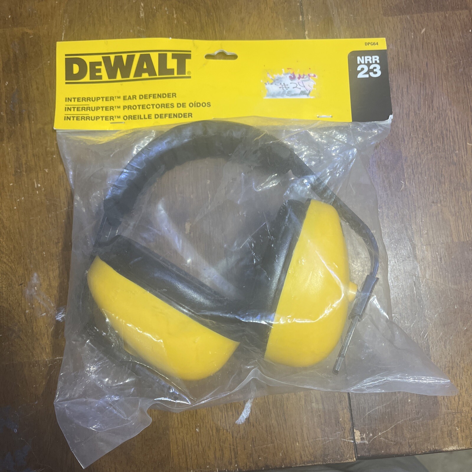 Dewalt Interrupter Lightweight Earmuff Ear Defender NRR 23 Yellow