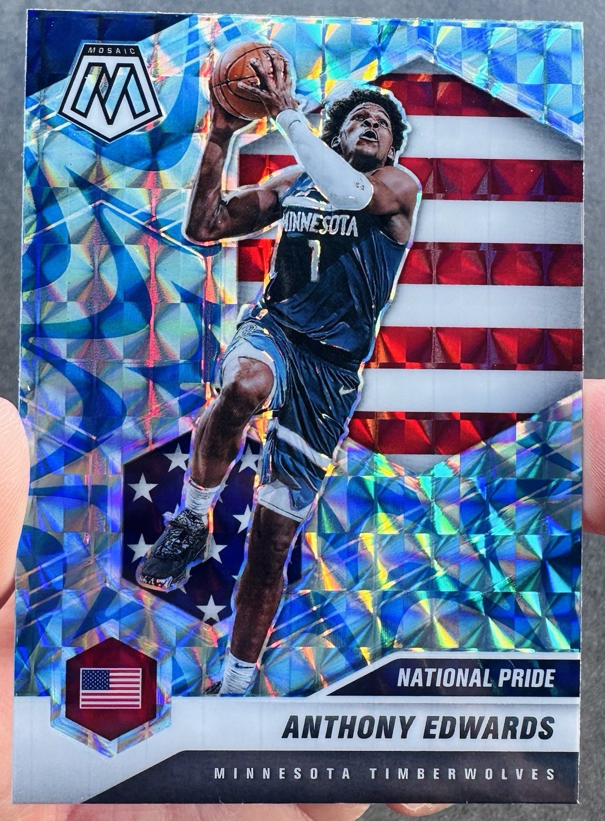 2020-21 Panini Mosaic Anthony Edwards 252 National Pride Reactive Blue Prizm RC