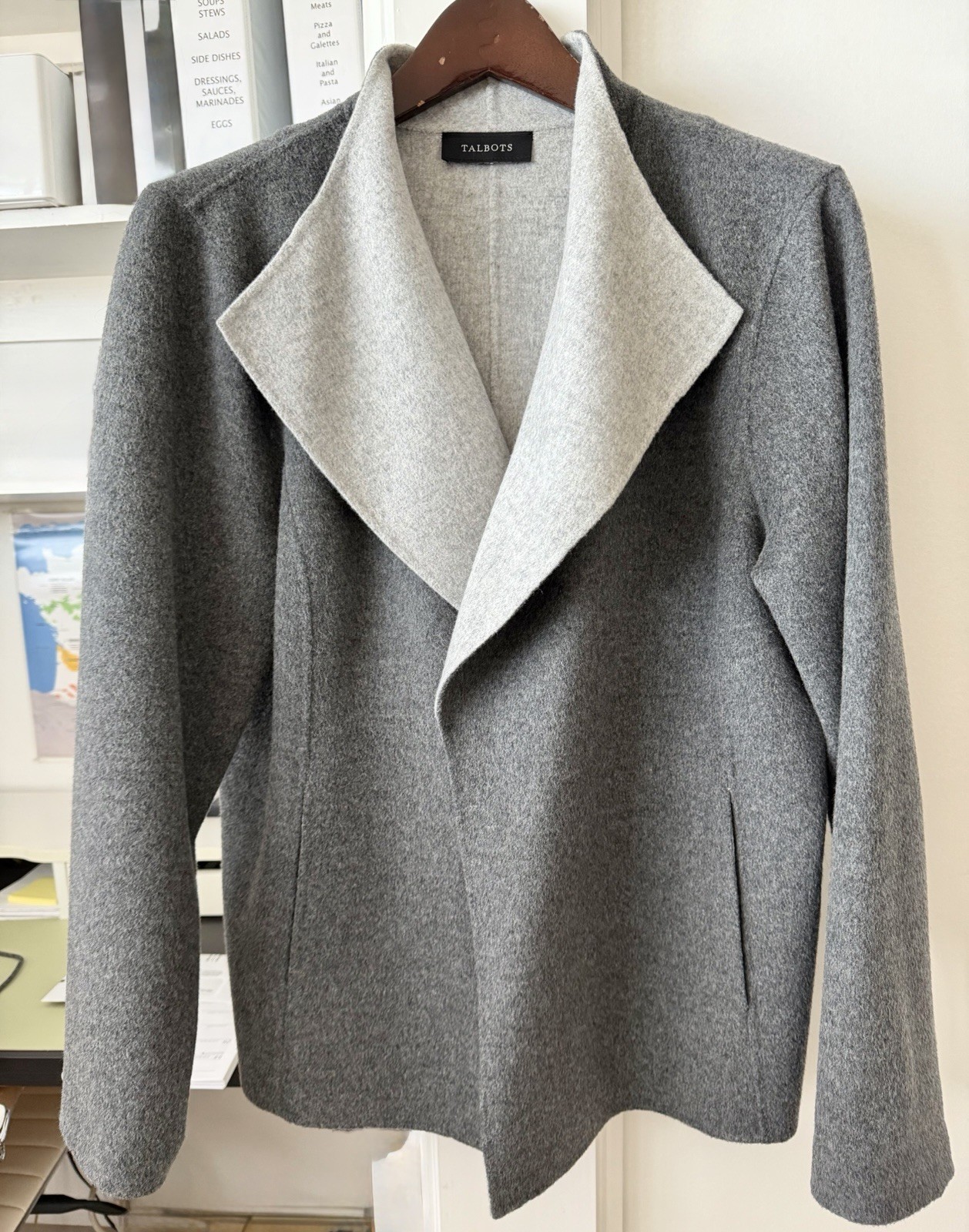 Talbot’s Double-Faced Lightweight Wing Collar Woo… - image 1