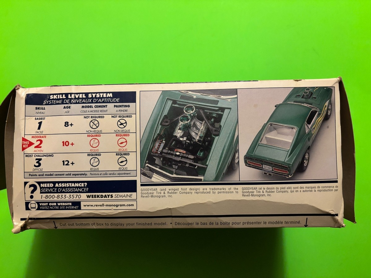 1969 FORD SHELBY MUSTANG COUPE 2N1 MODEL KIT REVELL 1/25 SCALE NEW