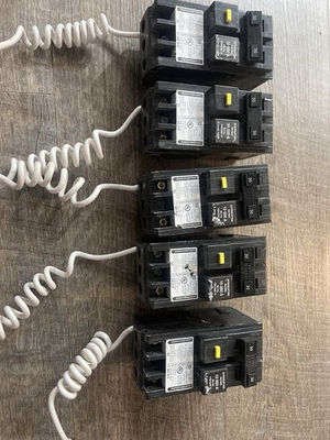 #ad 5 PCs Square D Homeline 2 Pole 30 Amp GFI Circuit Breaker HOM230GFI $200.00