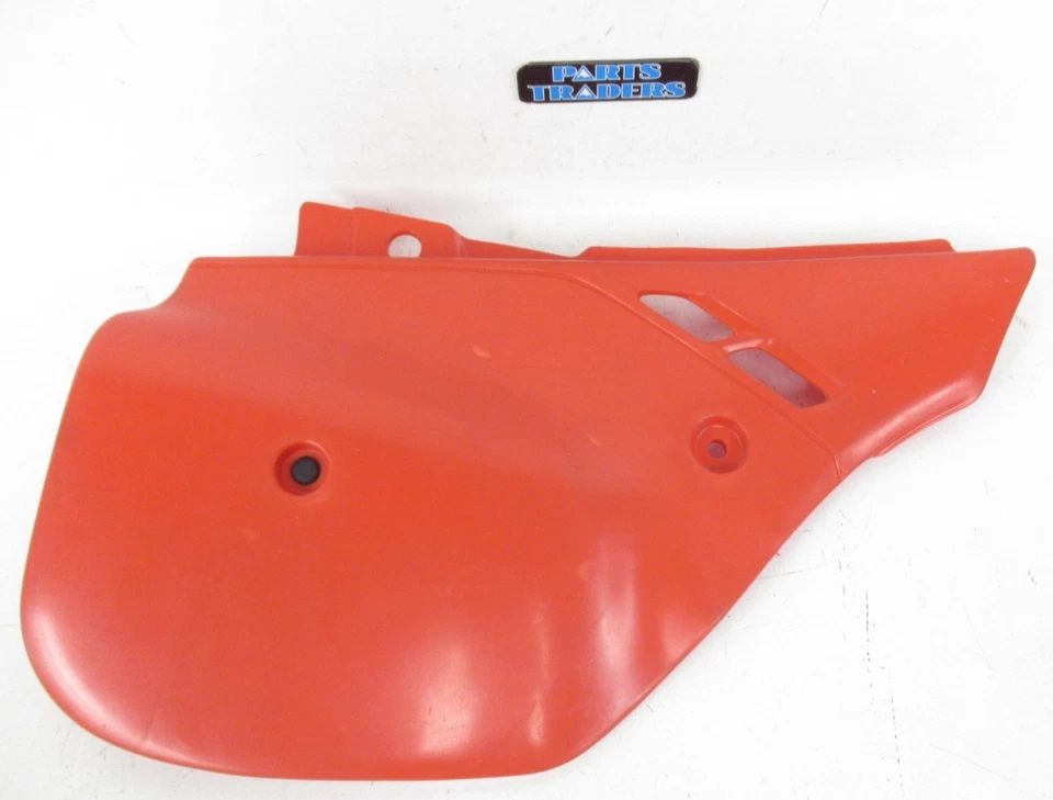 Juego de paneles laterales UFO Plastics rojo Honda CR125R 89-92 CR250R 88-91 CR500R 89-01 Foto 3 de 4