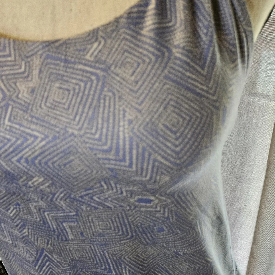 Sujetador deportivo Patagonia Cross Beta Tank incorporado, atlético para mujer púrpura talla M Foto 2 de 4