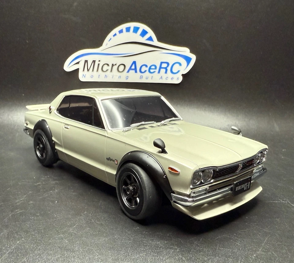 Mini-z MR03 ASF usado con carrocería NISSAN Skyline 2000GT-R nueva Foto 2 de 4