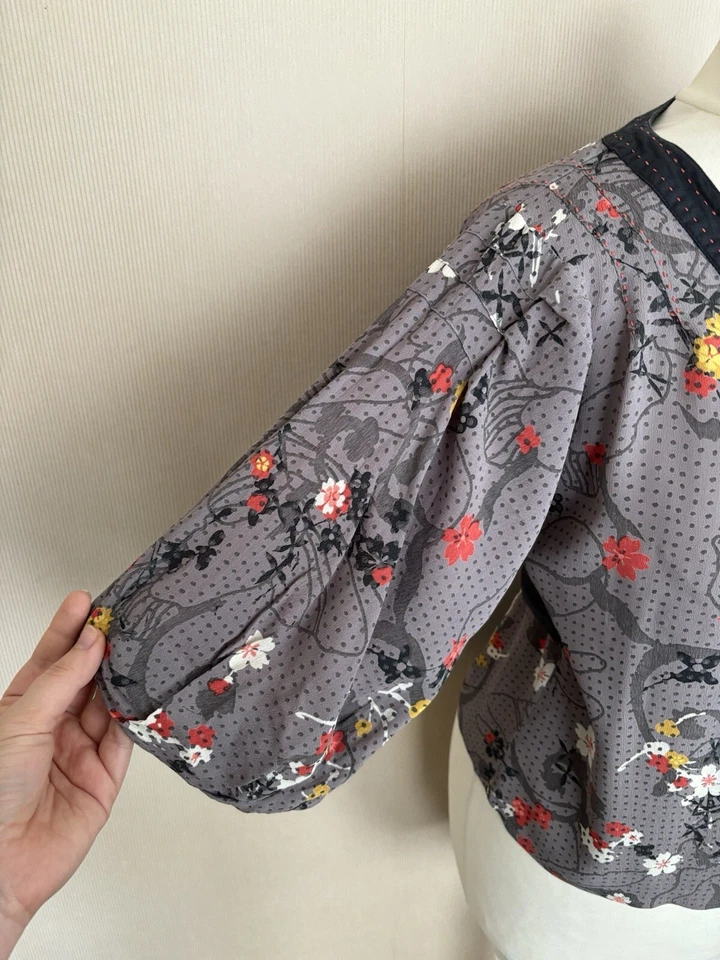 Blusa Top FAB Firetrap Gris Multicolor Estampado Floral Punto Talla M UK 12 EN MUY BUENA CONDICIÓN Foto 4 de 4