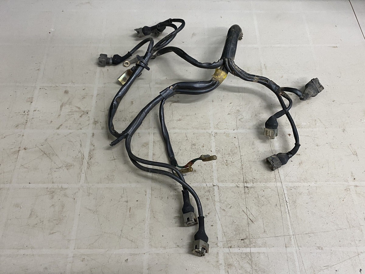 1979-83 Datsun 280ZX OEM L28 Engine Fuel Injectors Connector