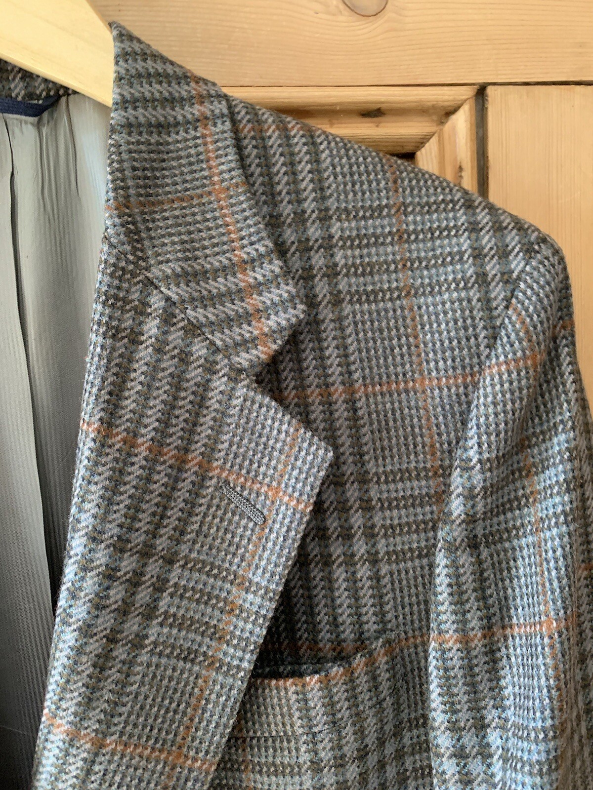 Picture 4 of 10