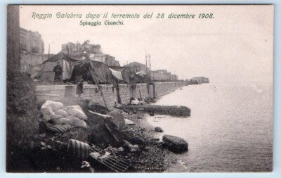 Reggio Galabria dopo il terremoto Spiaggia Giunchi ITALY Postcard
