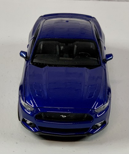 *BRAND NEW* Welly 1:24 Diecast Car 2015 Ford Mustang GT 5.0 Blue - Picture 2 of 7