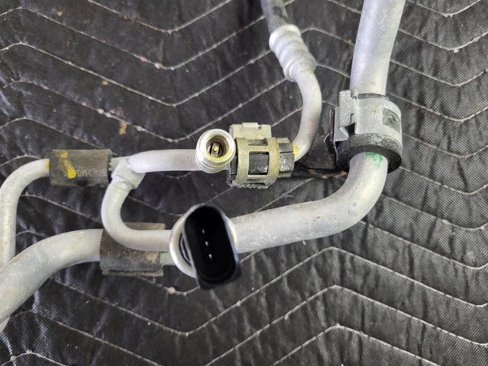 VOLKSWAGEN PASSAT 2017 AIRE ACONDICIONADO MANGUERA TUBO CONJUNTO USADO FABRICANTE ORIGINAL 16-22 Foto 4 de 4