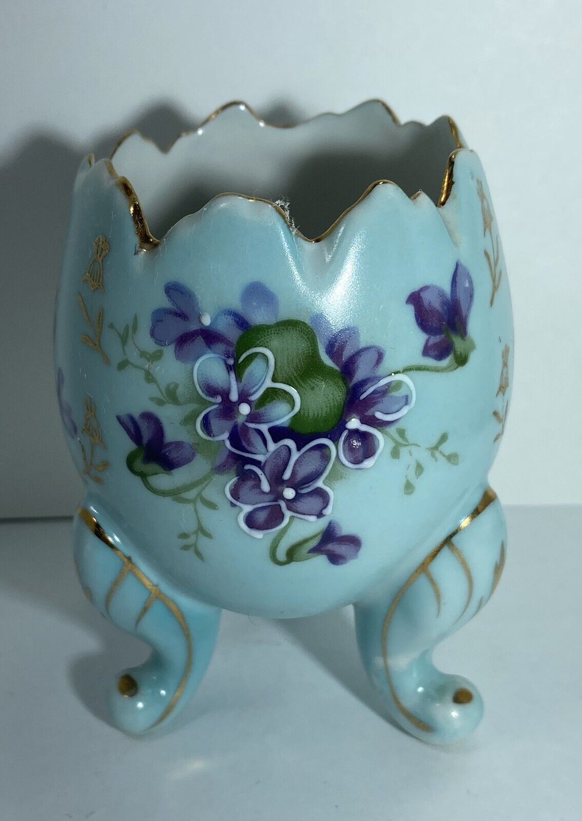 vintage-napco-porcelain-light-blue-purple-flowers-cracked-egg-tri