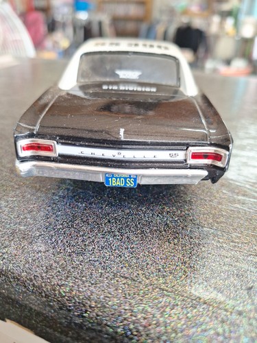 Maisto 1966 Chevrolet Chevelle SS396 Highway Patrol Car 1/24 - Picture 2 of 16