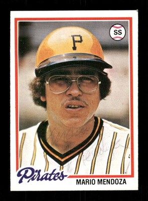 1978 Topps  #383 Mario Mendoza signed autograph EX+, light bp EAA1 bxcp71