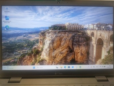 Dell Latitude 3420 | Intel Core i5-1145G7 | 16 GB RAM | 512 GB SSD | Windows 11 