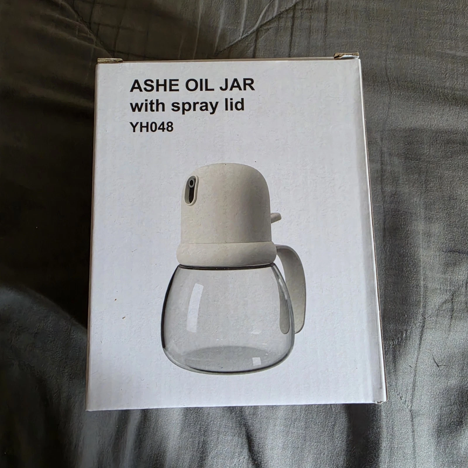 Ashe Oil Jar With Spray Lid