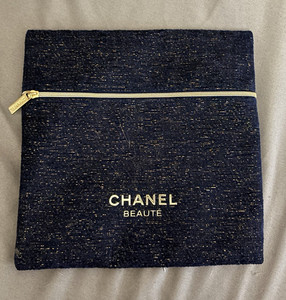 CHANEL BEAUTE Navy Blue and Gold Makeup Bag Pouch
