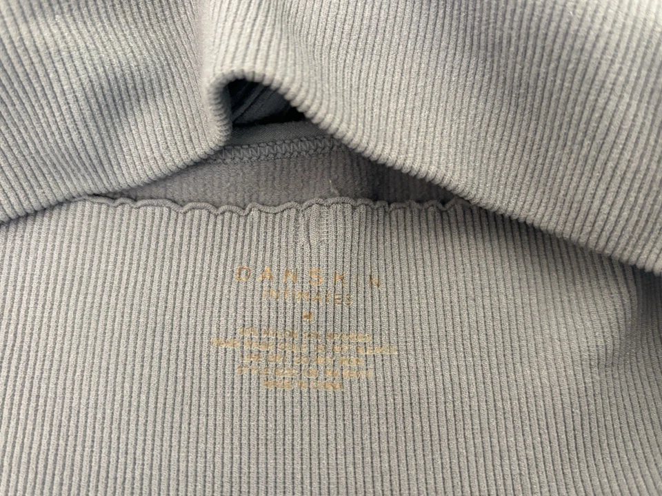 Sutiã esportivo íntimo Danskin tamanho M azul sem forro pulôver sem almofadas cinza C1 - Imagem 4 de 4