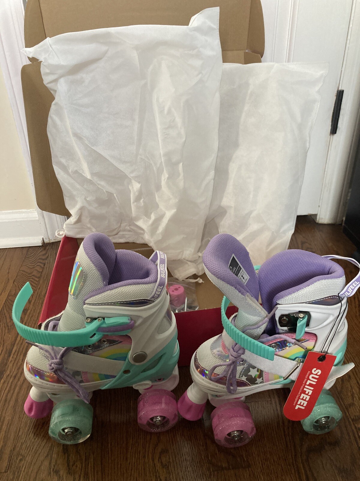 NEW SULIFEEL Rainbow Light Up Roller Skate Size SMALL Pink Purple Green