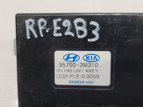09 10 2009 2010 Hyundai Genesis Parking Assist Aid Control Module 95700-3M310 - Picture 7 of 7