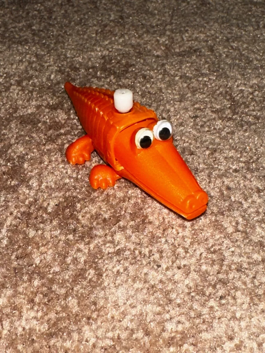 VTG 1980 s Russ Orange Alligator Gator Plastic Wind Up Toy Retro