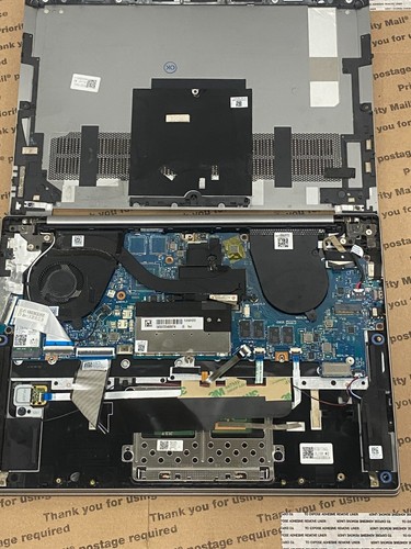 Lenovo IdeaPad S540 i5-10GEN 4GB NO SSD DOESN'T TURN ON / NO RETURNED ACCEPTED - Picture 4 of 6