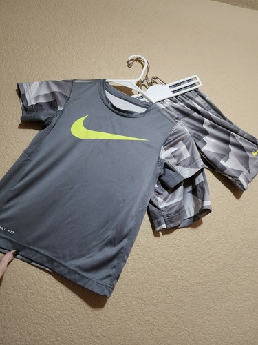 Nike Dri Fit Boys Sz 7 2 Piece Shorts 